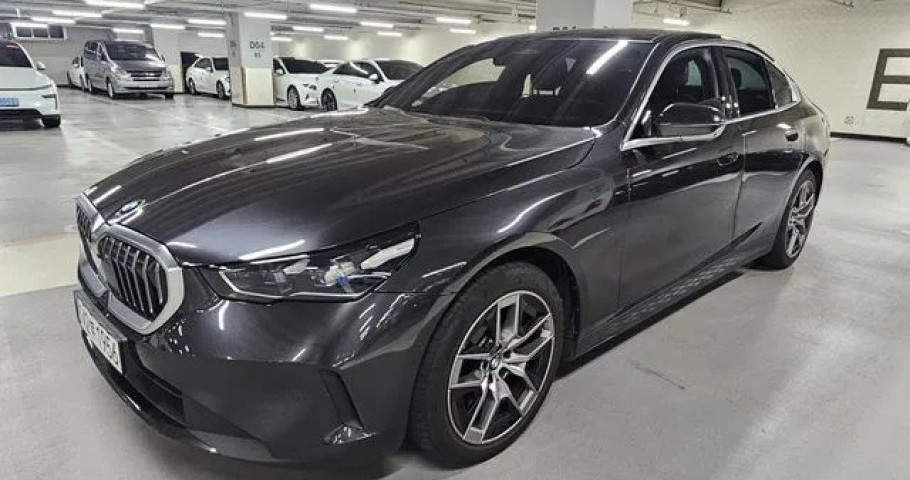 Bmw 5-Series 