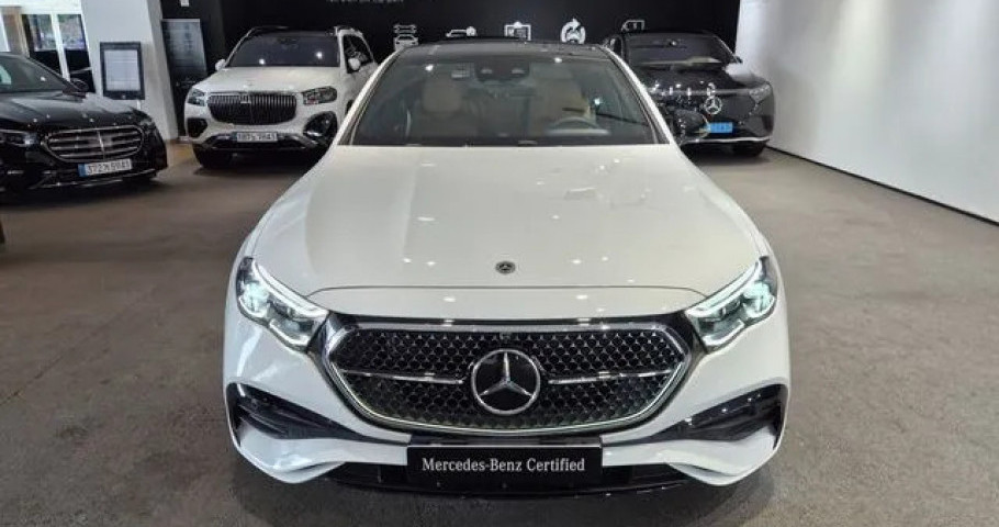 Mercedes-Benz E-Class 
