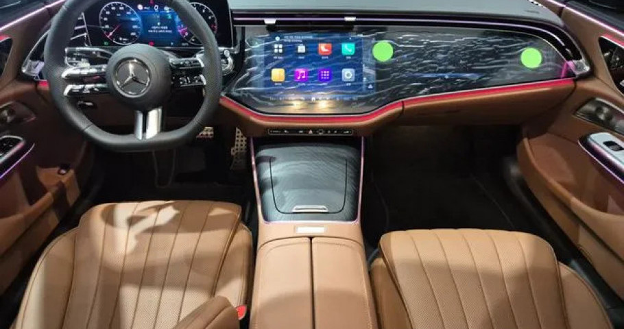 Mercedes-Benz E-Class 