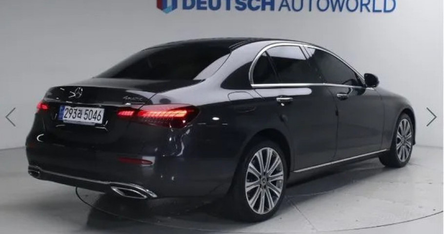 Mercedes-Benz E-Class 