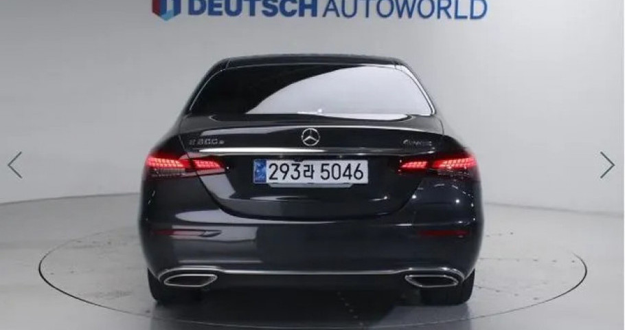 Mercedes-Benz E-Class 
