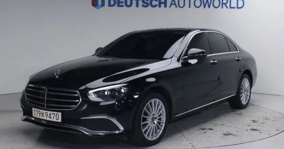 Mercedes-Benz E-Class 