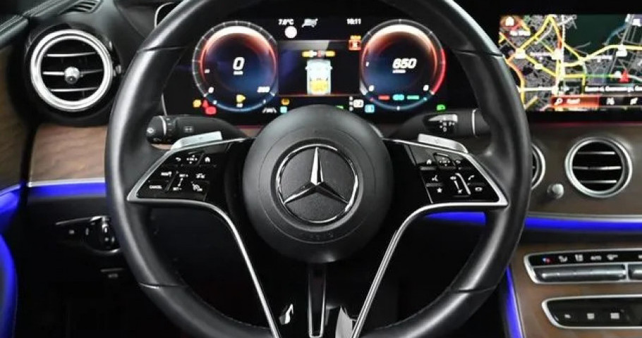 Mercedes-Benz E-Class 