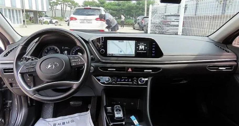 Hyundai Sonata 
