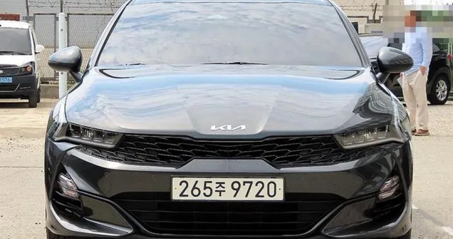 Kia K5 