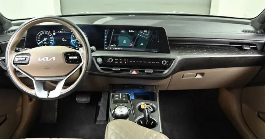 Kia K8 