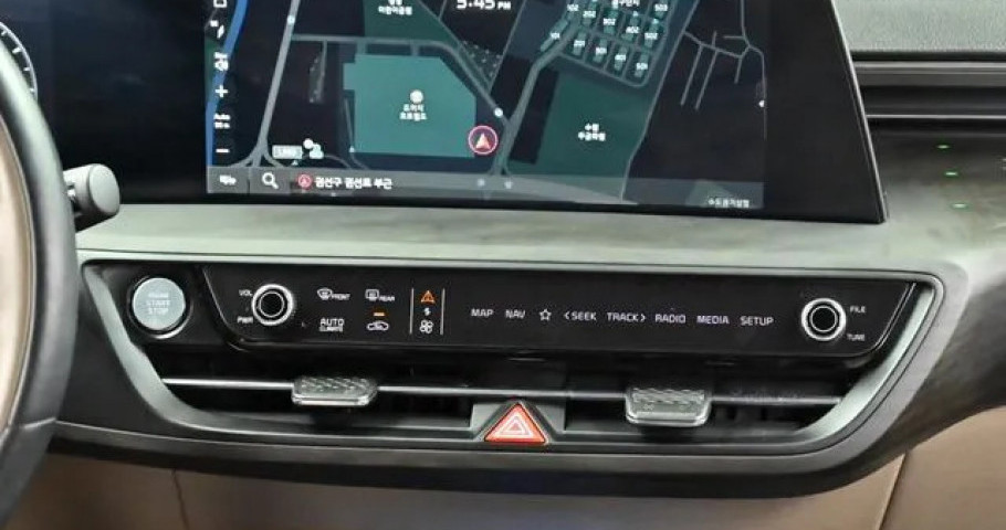 Kia K8 