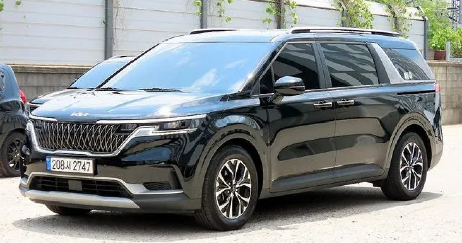 Kia Carnival 