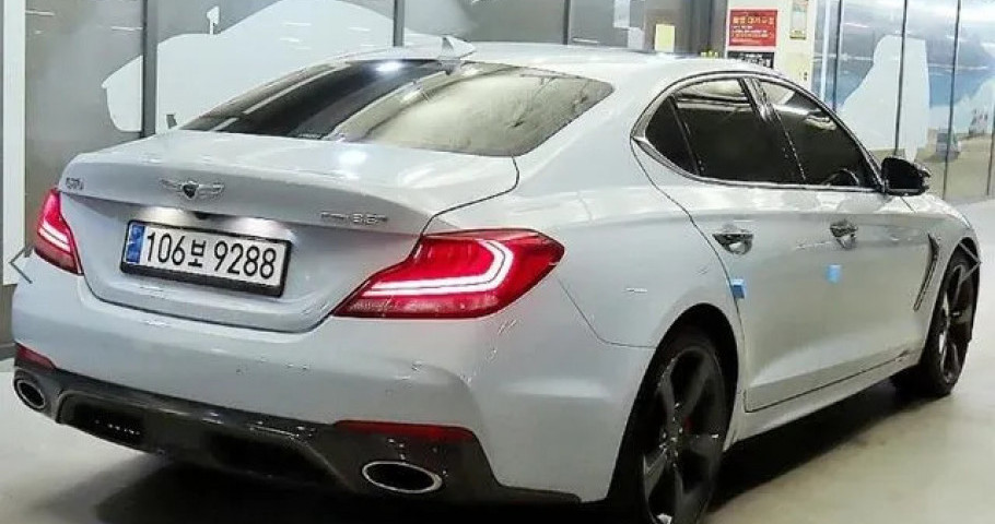 Genesis G70 