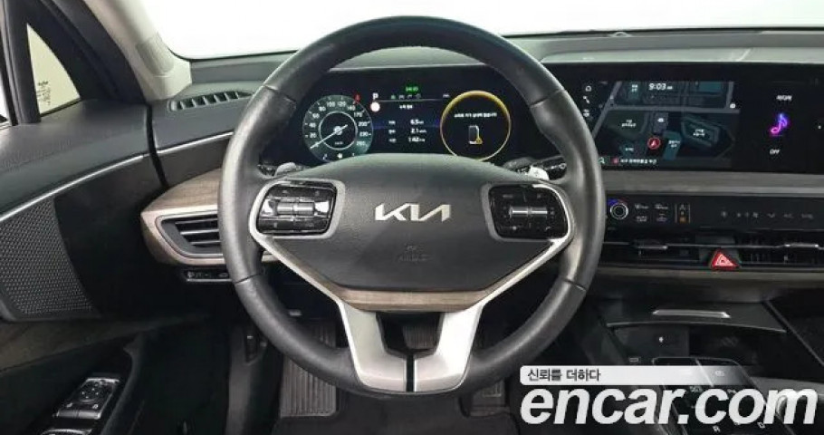 Kia K8 