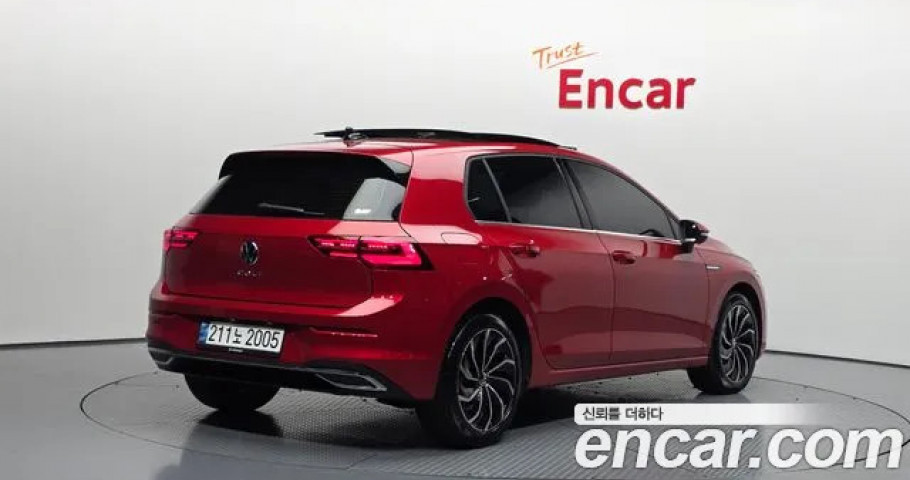 Volkswagen Golf 