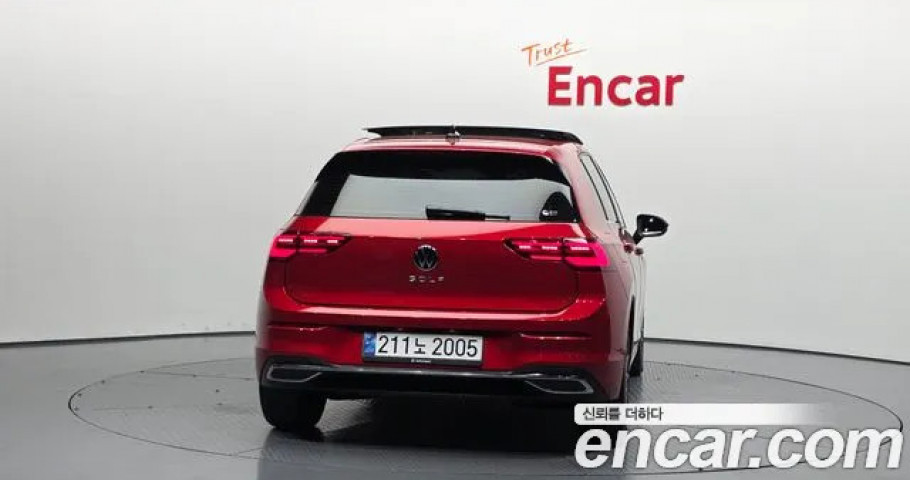 Volkswagen Golf 