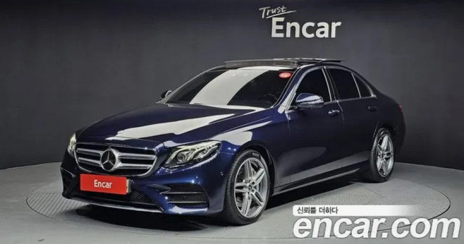 Mercedes-Benz E-Class 