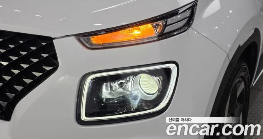Hyundai Venue 