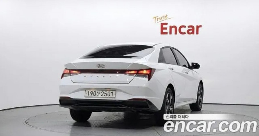Hyundai Avante (Elantra) 