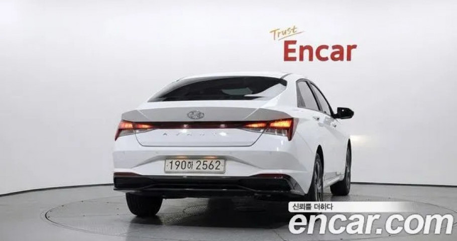 Hyundai Avante (Elantra) 