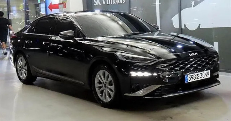 Kia K8 