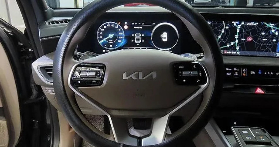 Kia K8 