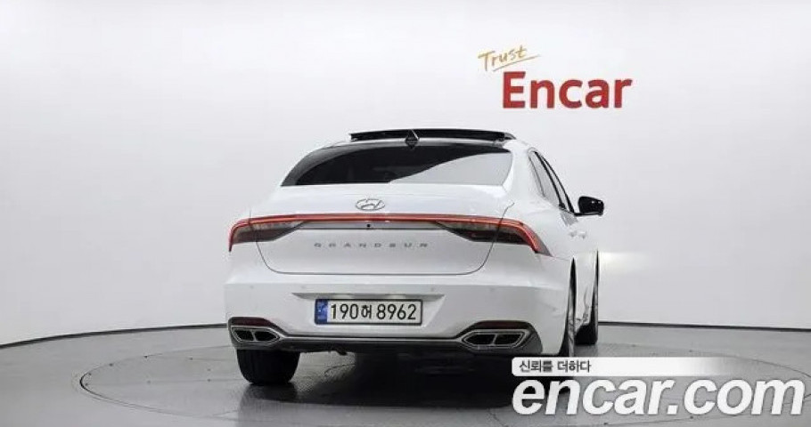 Hyundai Grandeur 