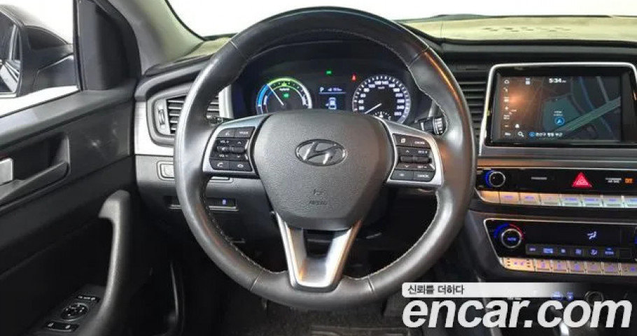 Hyundai Sonata 