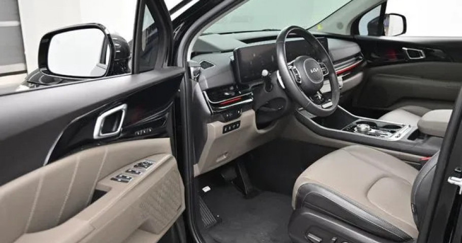 Kia Carnival 