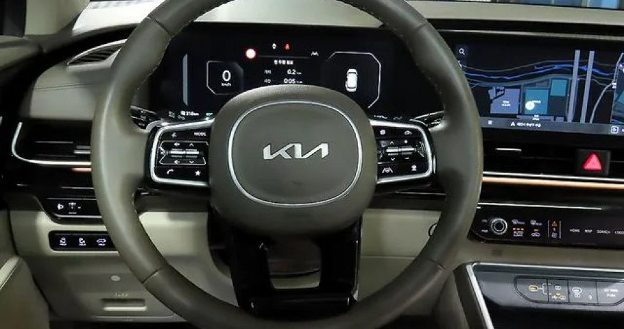 Kia Carnival 