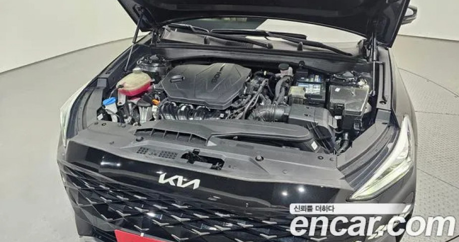 Kia K8 