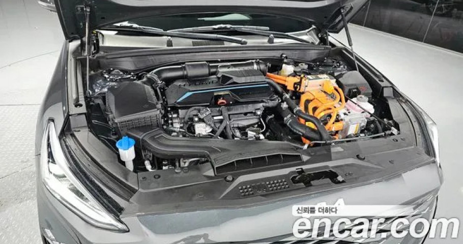 Kia K8 