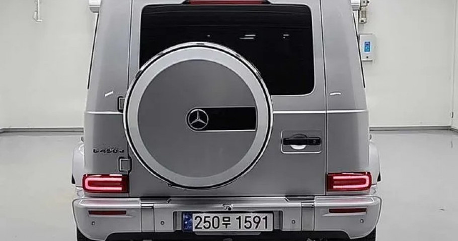 Mercedes-Benz G-Class 