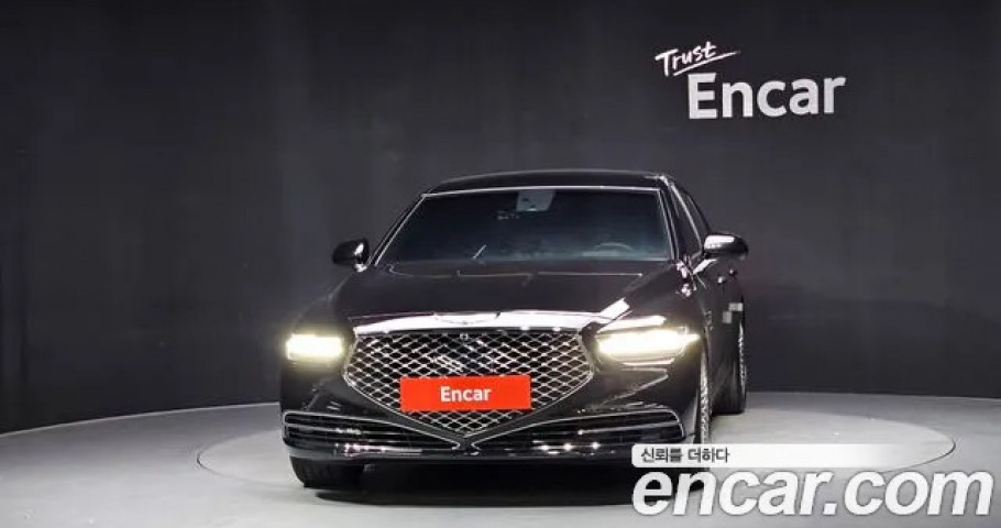 Genesis G90 