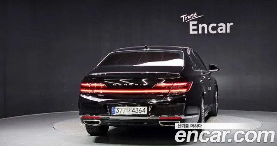 Genesis G90 