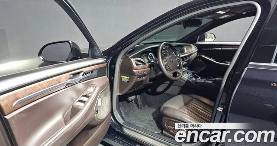 Genesis G90 