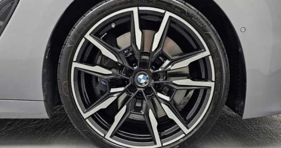 Bmw 8-Series 