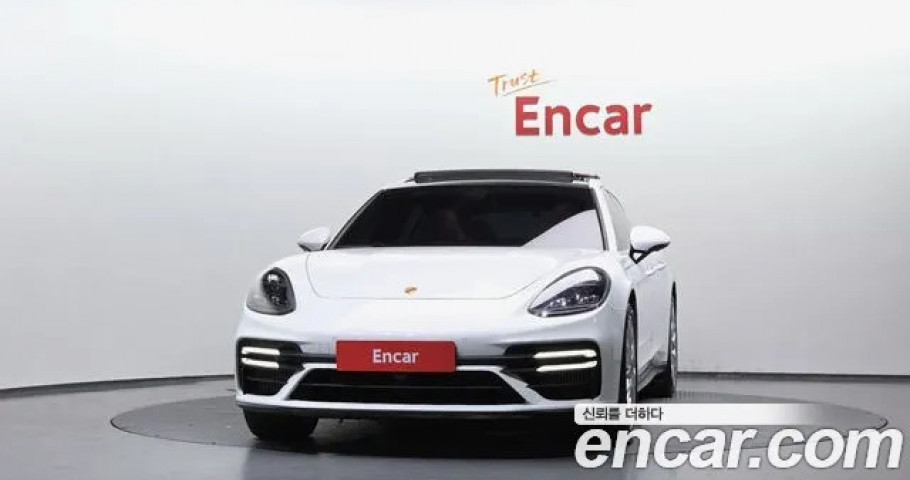 Porsche Panamera 
