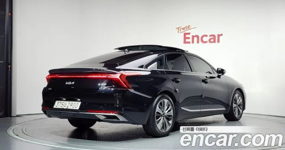 Kia K8 