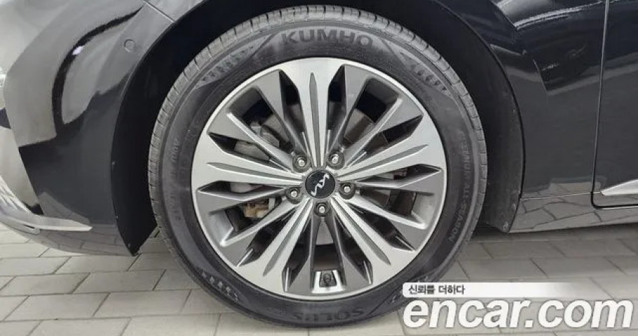 Kia K8 