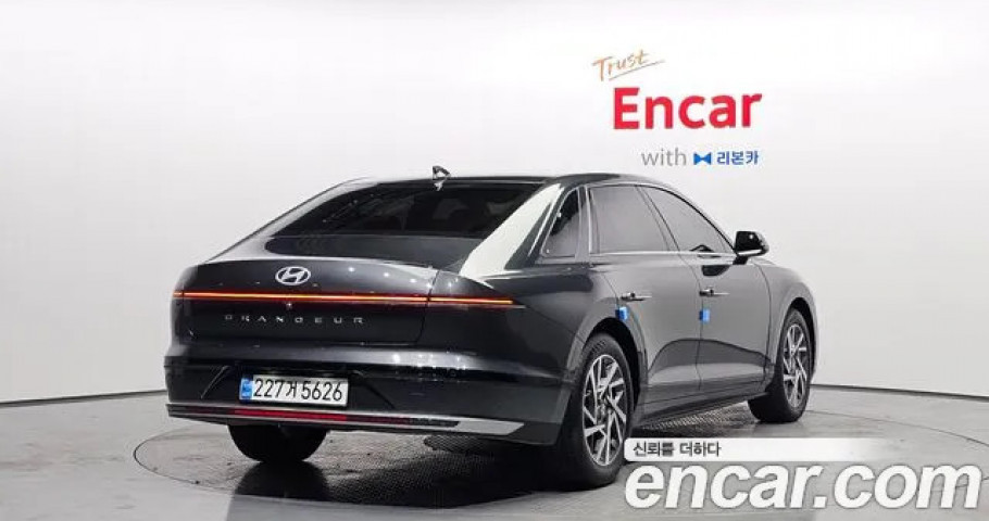Hyundai Grandeur 