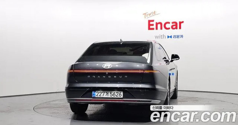 Hyundai Grandeur 