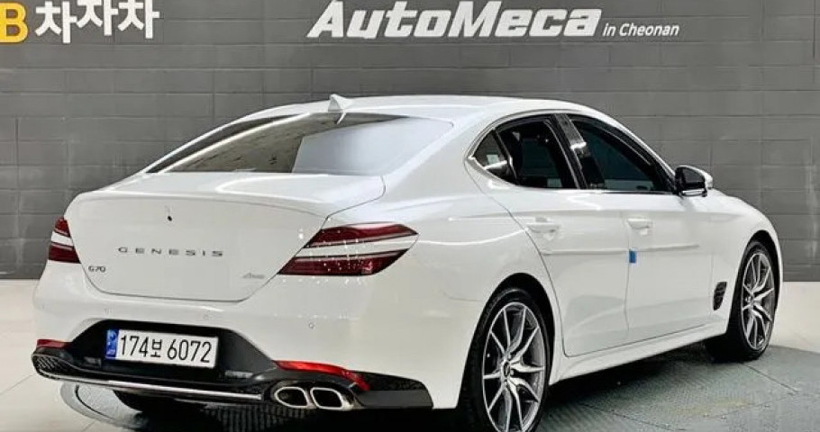 Genesis G70 