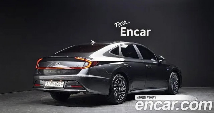 Hyundai Sonata 
