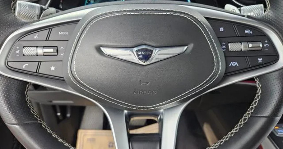 Genesis Gv70 