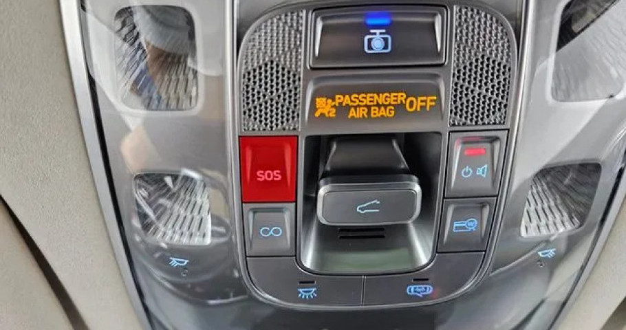 Genesis Gv70 