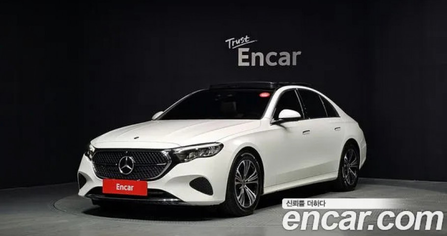 Mercedes-Benz E-Class 