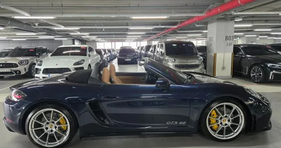 Porsche 718 