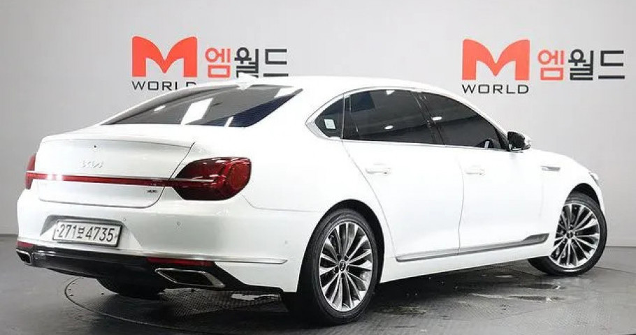 Kia K9 