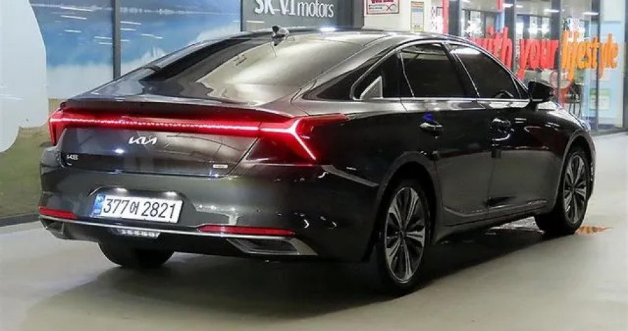 Kia K8 