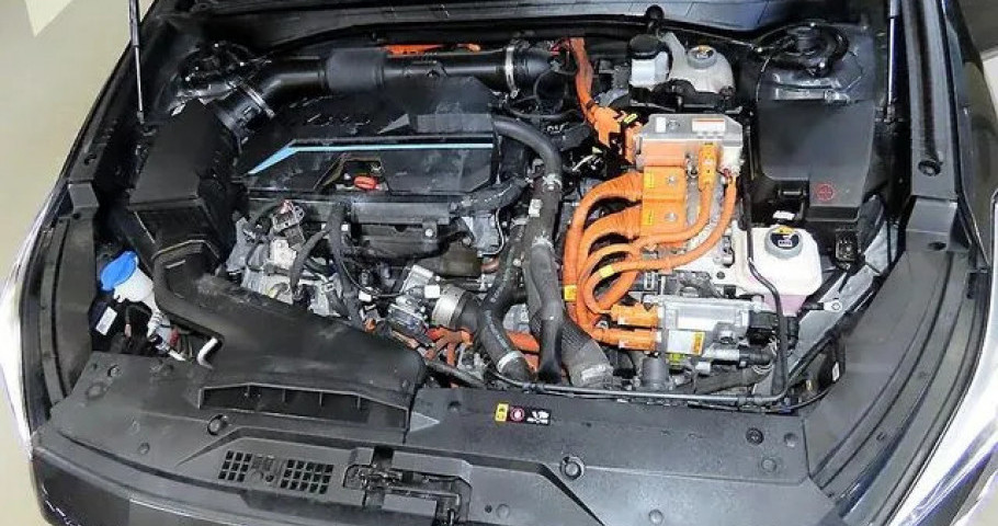 Kia K8 