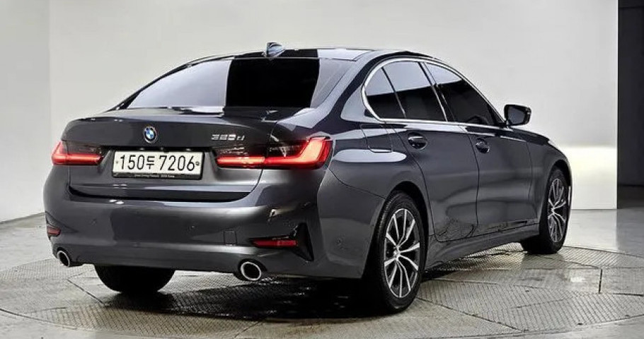 Bmw 3-Series 