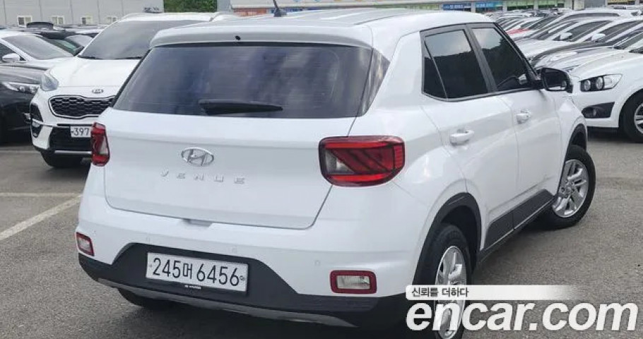 Hyundai Venue 