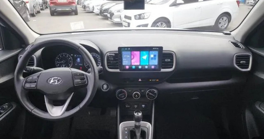 Hyundai Venue 